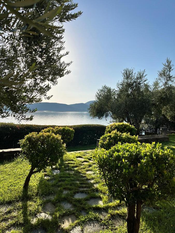 Villa Liana Sourpi Exteriör bild