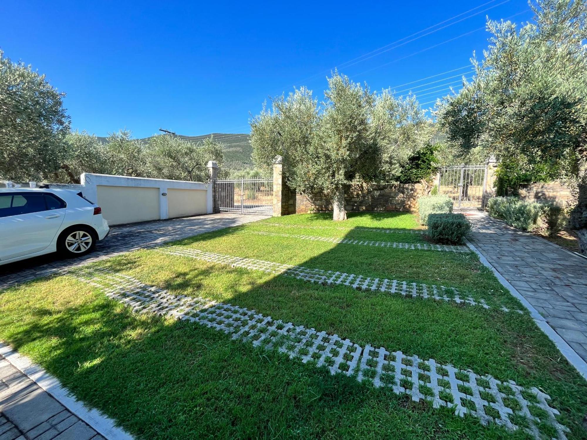 Villa Liana Sourpi Exteriör bild
