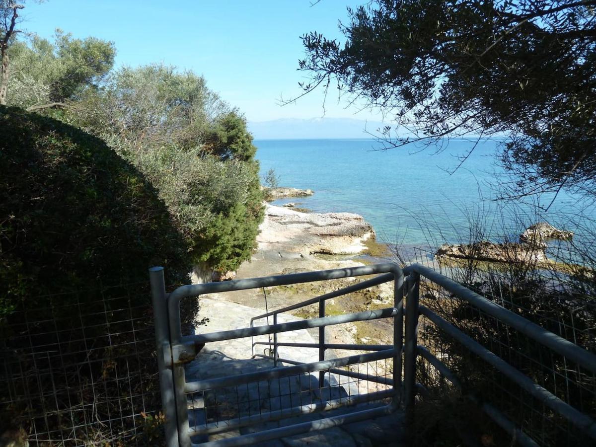 Villa Liana Sourpi Exteriör bild