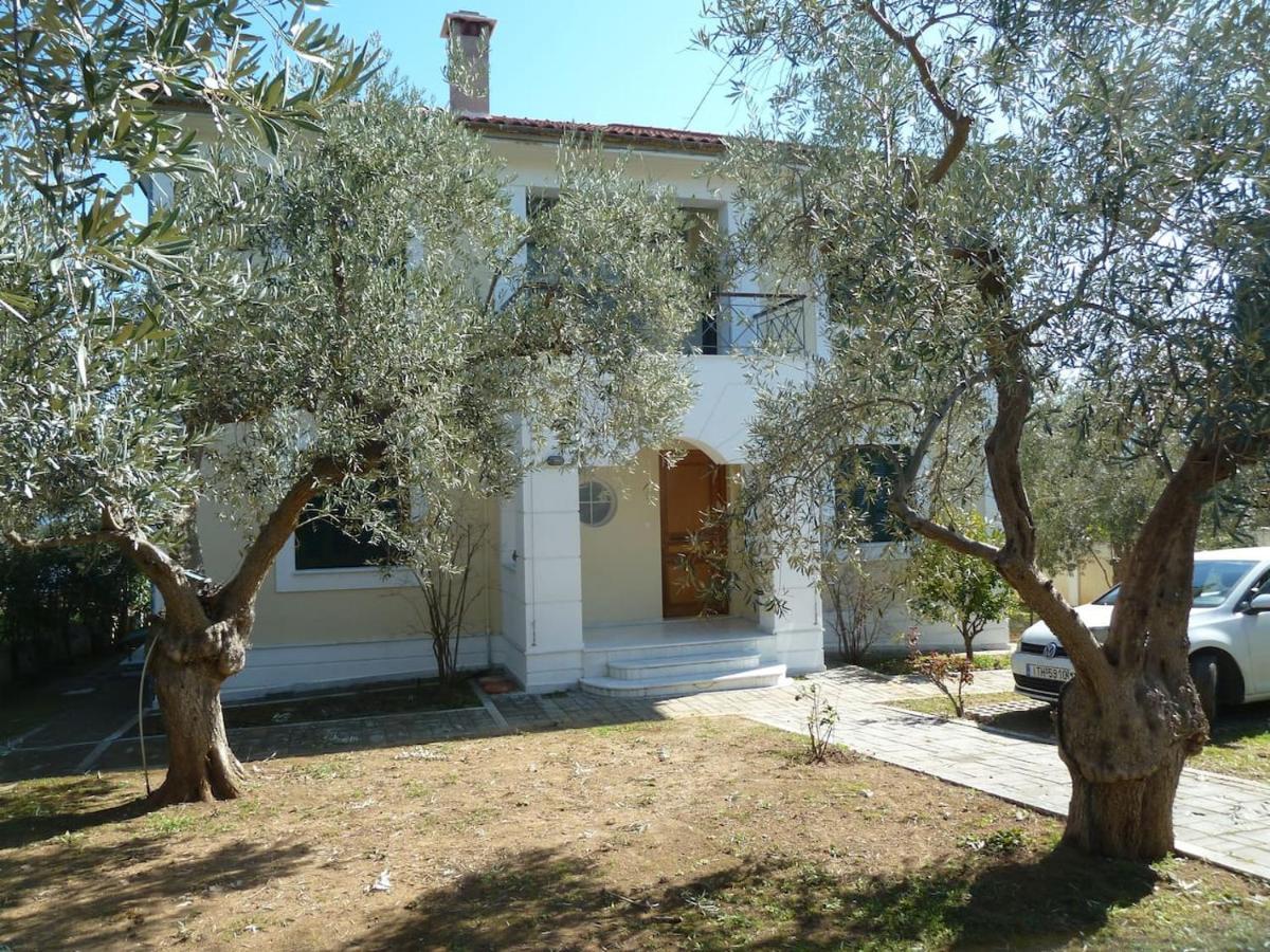 Villa Liana Sourpi Exteriör bild